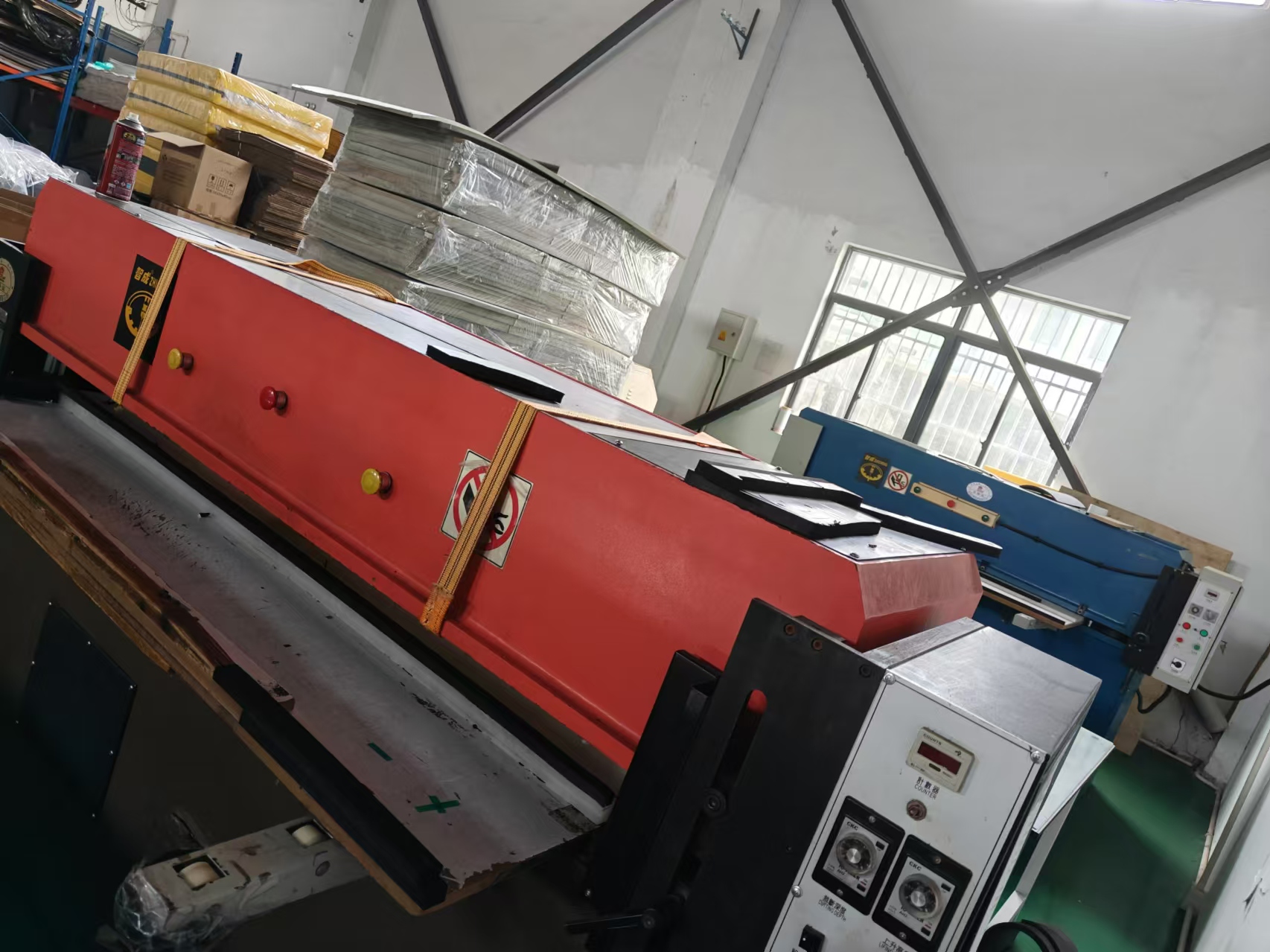 液压冲床成型机